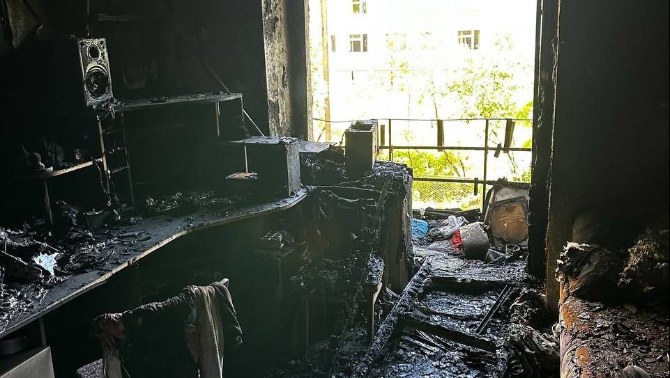 В Йошкар-Оле 9-летняя девочка выпрыгнула со второго этажа из горящей квартиры