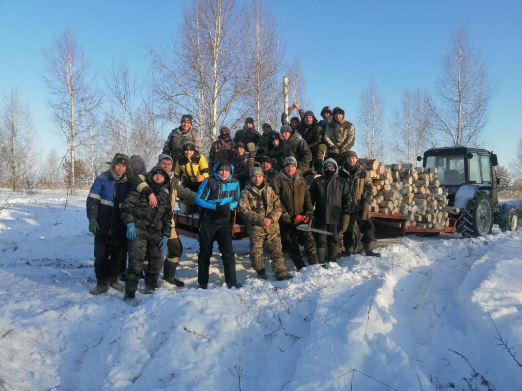 В зону СВО по просьбе бойцов из Марий Эл отправили брёвна для блиндажей |  Новости Йошкар-Олы и РМЭ