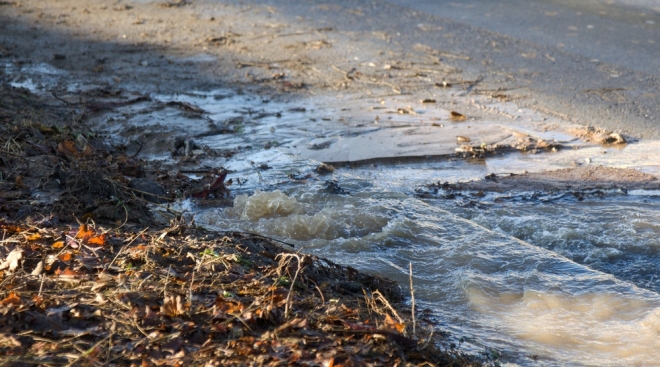 В посёлке Песчаный произошла авария на водопроводе