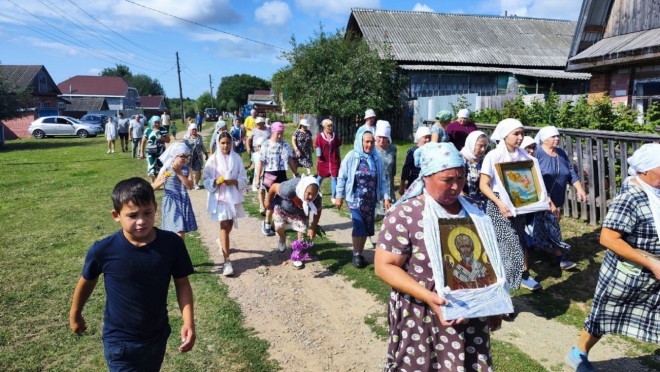 Маршрут крестного хода в селе Кузнецово в Горномарийском районе прошёл в форме креста