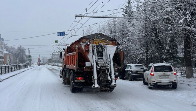 С начала зимнего сезона из Йошкар-Олы вывезли около 9500 кубов снега