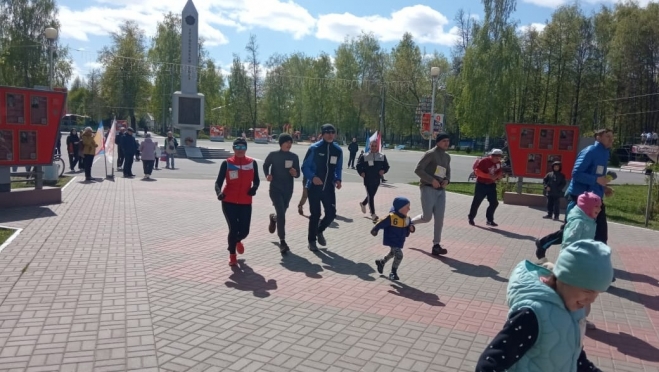 В Йошкар-Оле состоялся легкоатлетический забег «Победный гандикап»