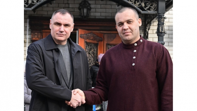Умар Кремлёв приехал в Йошкар-Олу на Международный турнир по боксу