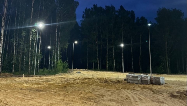 В Йошкар-Оле в парке «Тарханово» зажглись 33 светильника