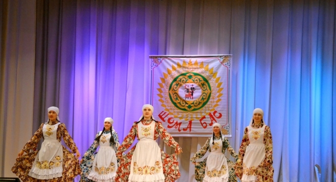 Фестиваль «Легко танцуя» («Шома бас»)