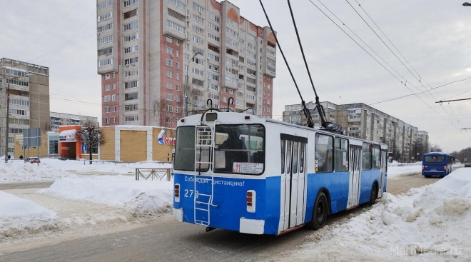 В «Дубках» произошло ДТП — троллейбусы и автобусы пустили в объезд