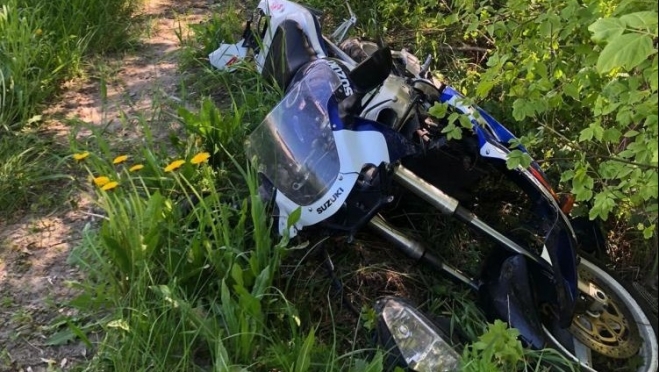 В Медведевском районе мотоциклист врезался в рейсовый автобус