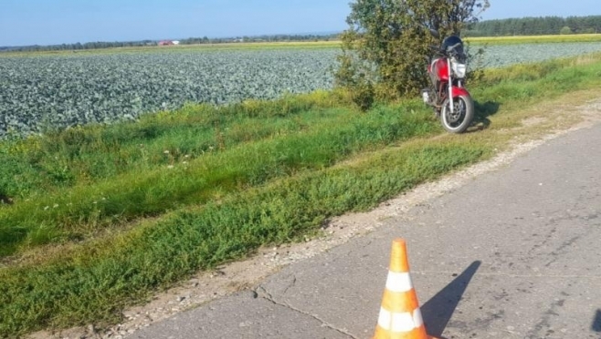 В Горномарийском районе на мотоцикле опрокинулся 17-летний подросток