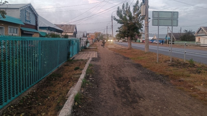 В Волжске продолжается ремонт тротуаров