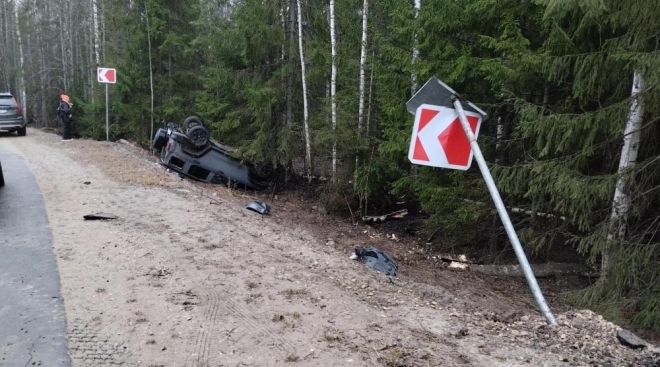 В Марий Эл на автодороге «Куяр — Солнечный — Ронга» перевернулся TANK