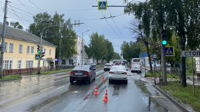 В Йошкар-Оле на пешеходном переходе сбили семилетнюю девочку