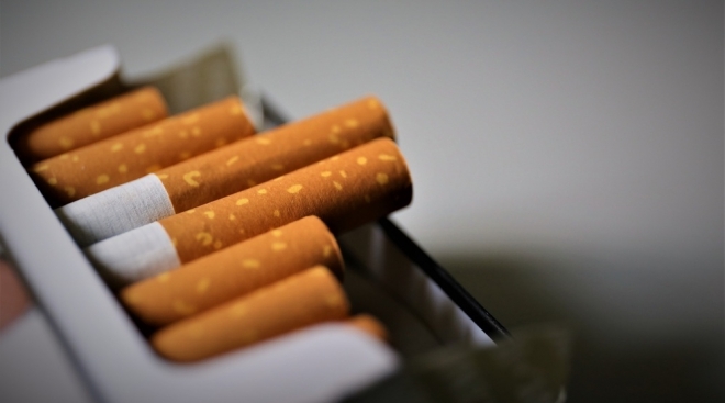 Продажу сигарет лицам младше 21 года могут запретить