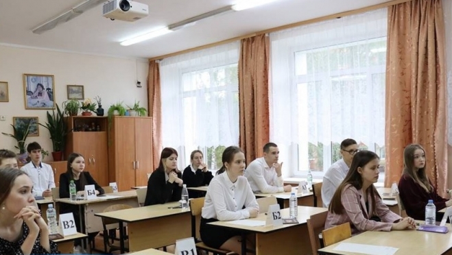 В Марий Эл более 2 тысяч выпускников сдали ЕГЭ по русскому языку