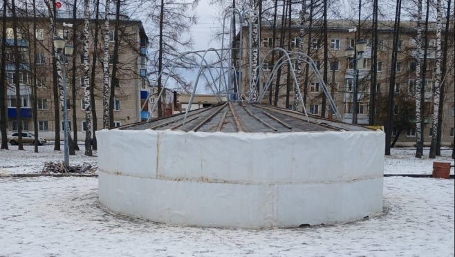 В посёлке Советский законсервировали «летний» фонтан и установили светодиодный