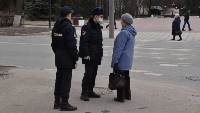 Жителей Йошкар-Олы начали штрафовать за нахождение в общественном месте без причины