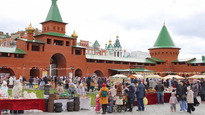 Сегодня жители Йошкар-Олы гуляют на ярмарке