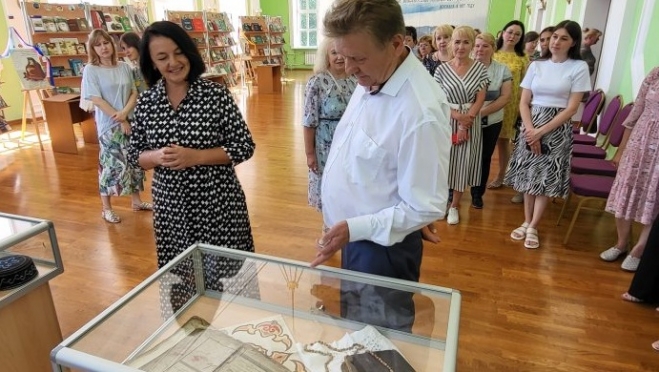 В Йошкар-Оле открылась книжная выставка о Сабантуе