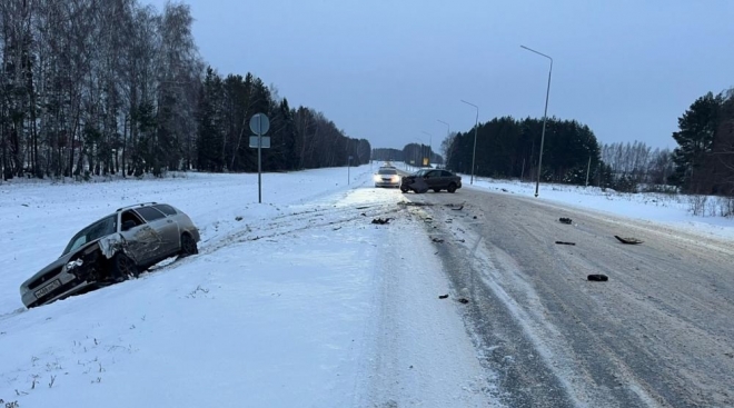 В Марий Эл две автоледи устроили ДТП на загородных трассах