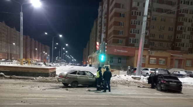 В Йошкар-Оле в ДТП пострадала 20-летняя девушка