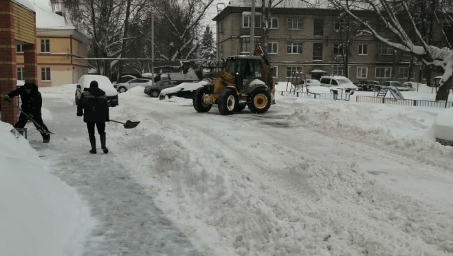 В мэрии Йошкар-Олы сообщили график уборки городских дворов