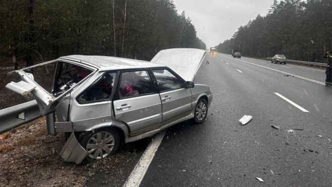 На Казанском тракте автоледи протаранила два автомобиля