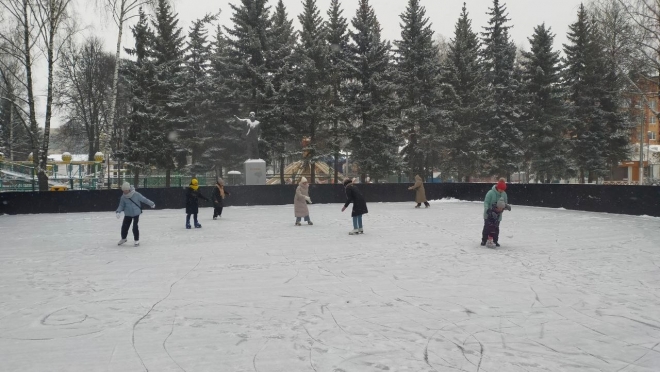 В парке культуры и отдыха Йошкар-Олы предупредили, что каток сегодня не работает